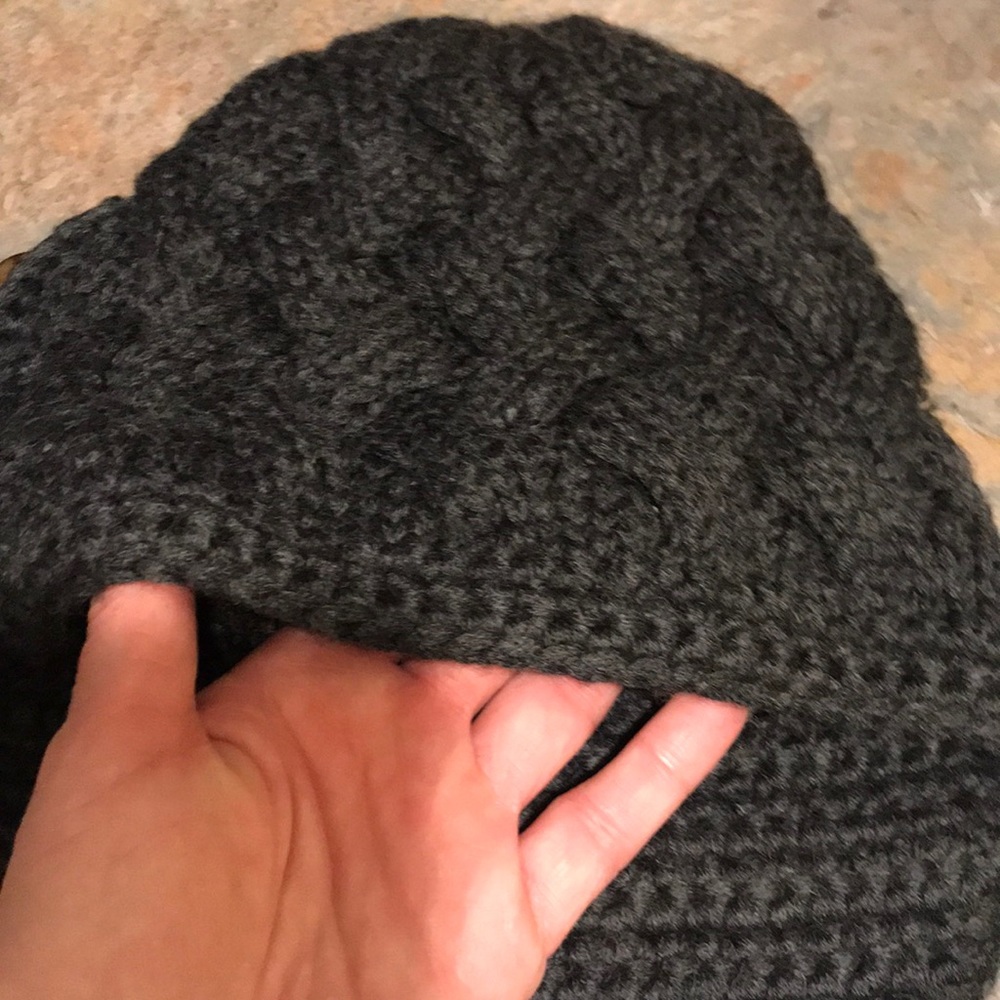 Hat - Picture 2 of 5